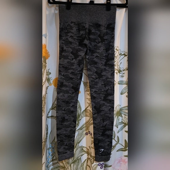 Gymshark Compression Legging - Picture 4 of 5